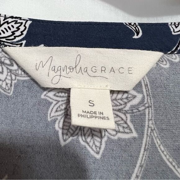 Stitch Fix Magnolia Grace Top Womens Small Floral V-Neck 3/4 Sleeve Blouse - Picture 4 of 6